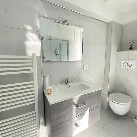 Apartment 80mq With Terrace
